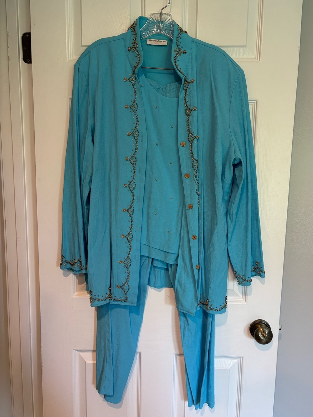 Draper's & Damon's Petites 3-piece Set Light Blue with Brown Beaded Detail XLP
